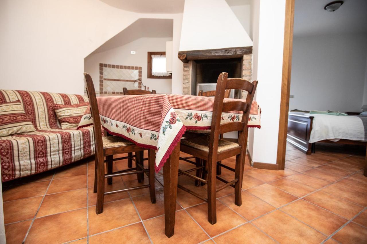 Borgo Del Nibbio Apartment Porto Levante Ngoại thất bức ảnh