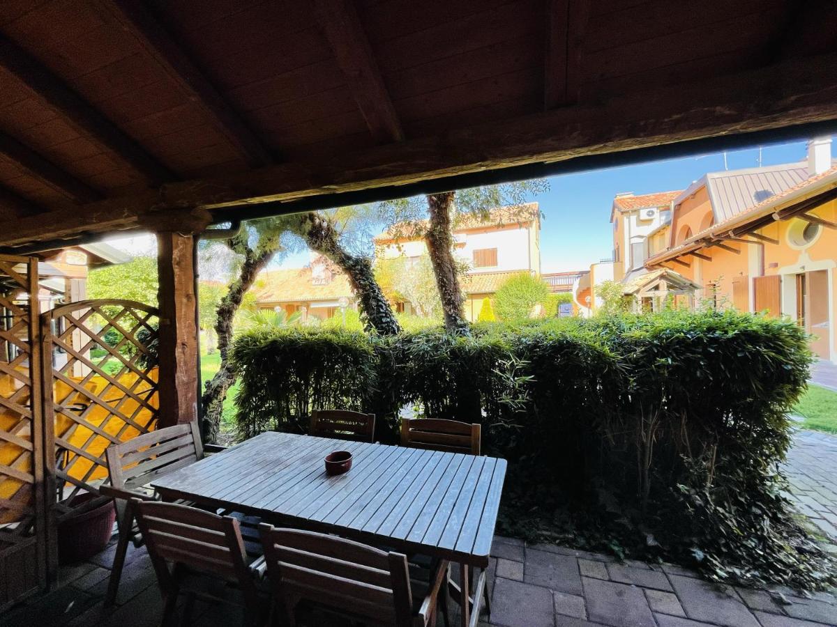 Borgo Del Nibbio Apartment Porto Levante Ngoại thất bức ảnh
