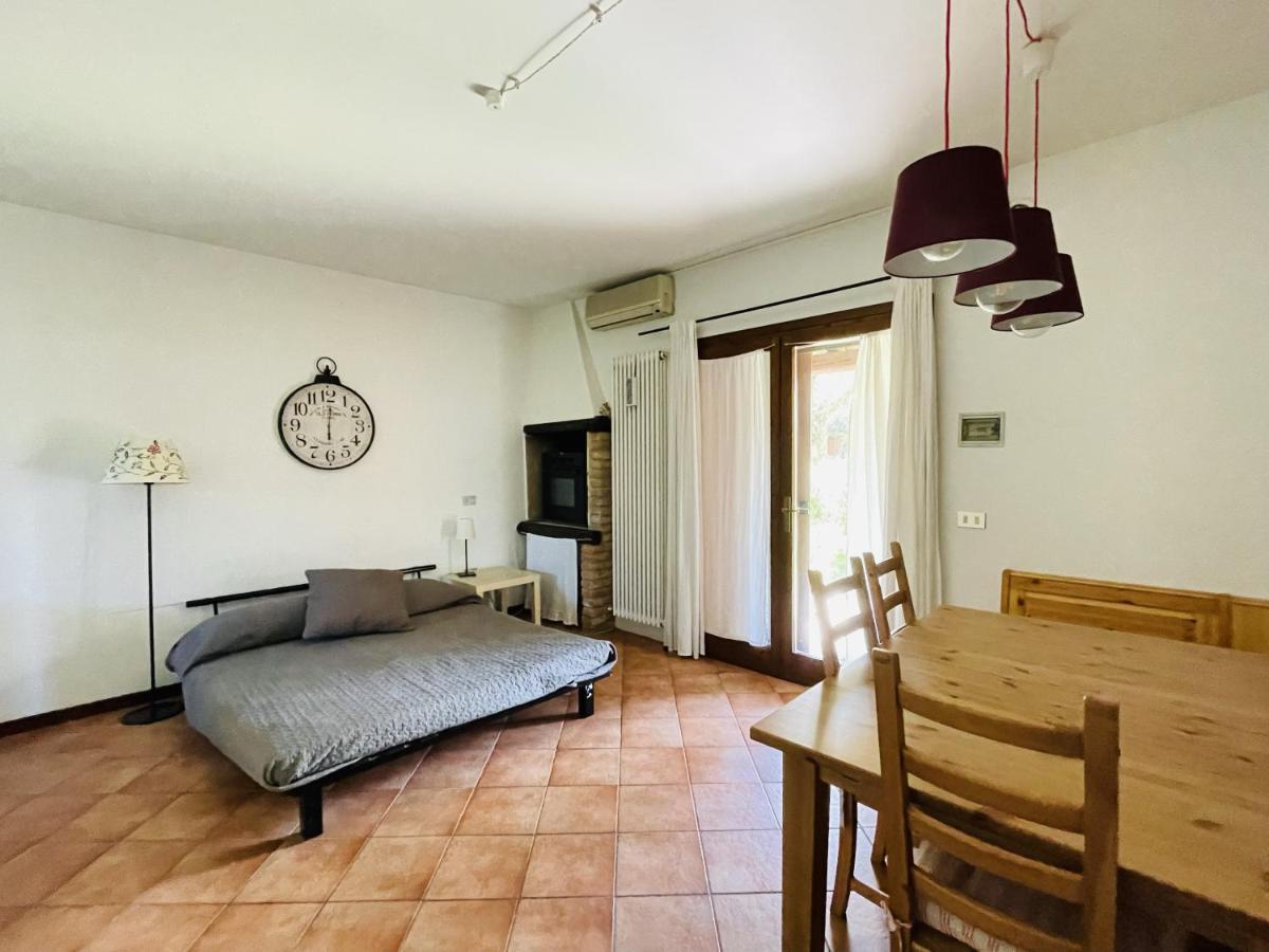 Borgo Del Nibbio Apartment Porto Levante Ngoại thất bức ảnh
