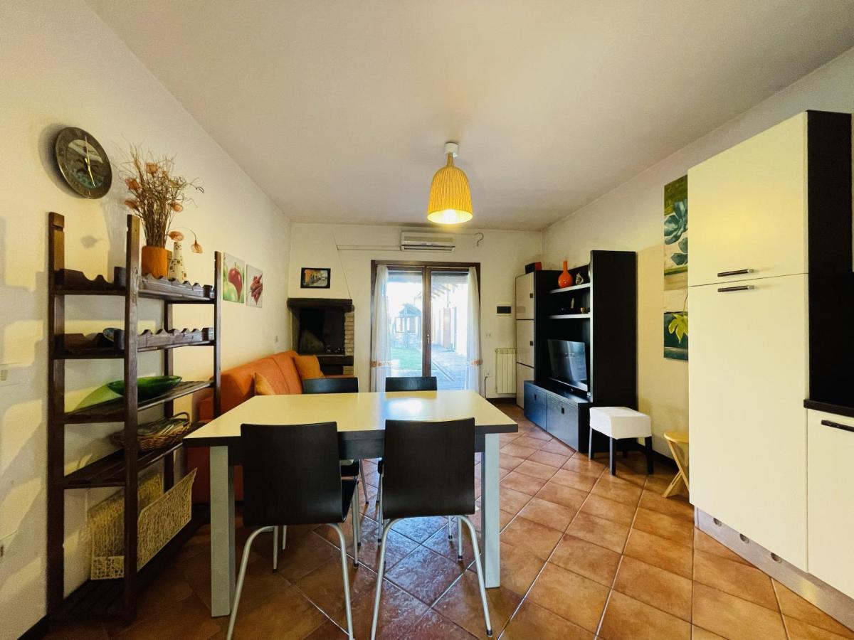 Borgo Del Nibbio Apartment Porto Levante Ngoại thất bức ảnh
