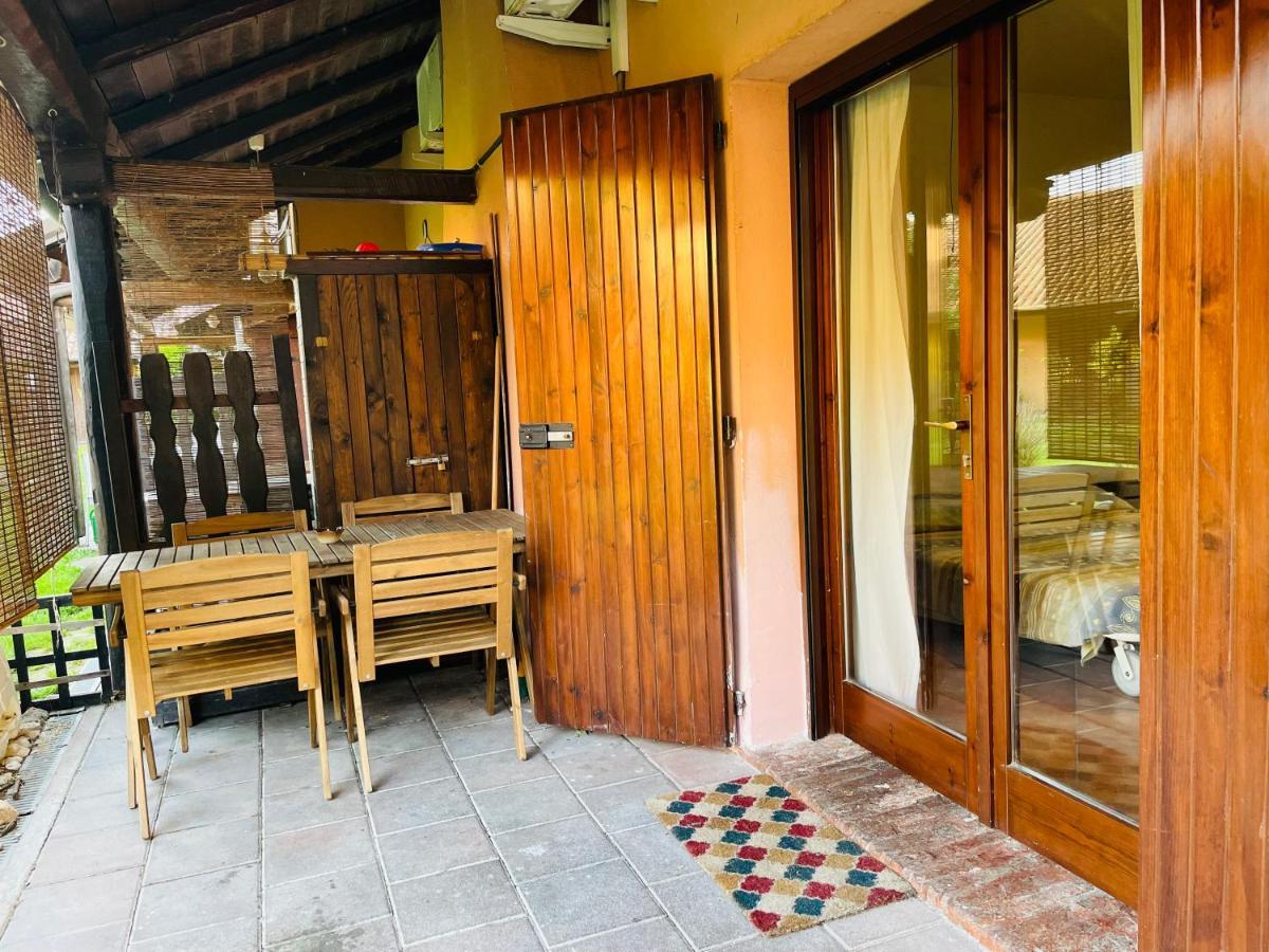 Borgo Del Nibbio Apartment Porto Levante Ngoại thất bức ảnh