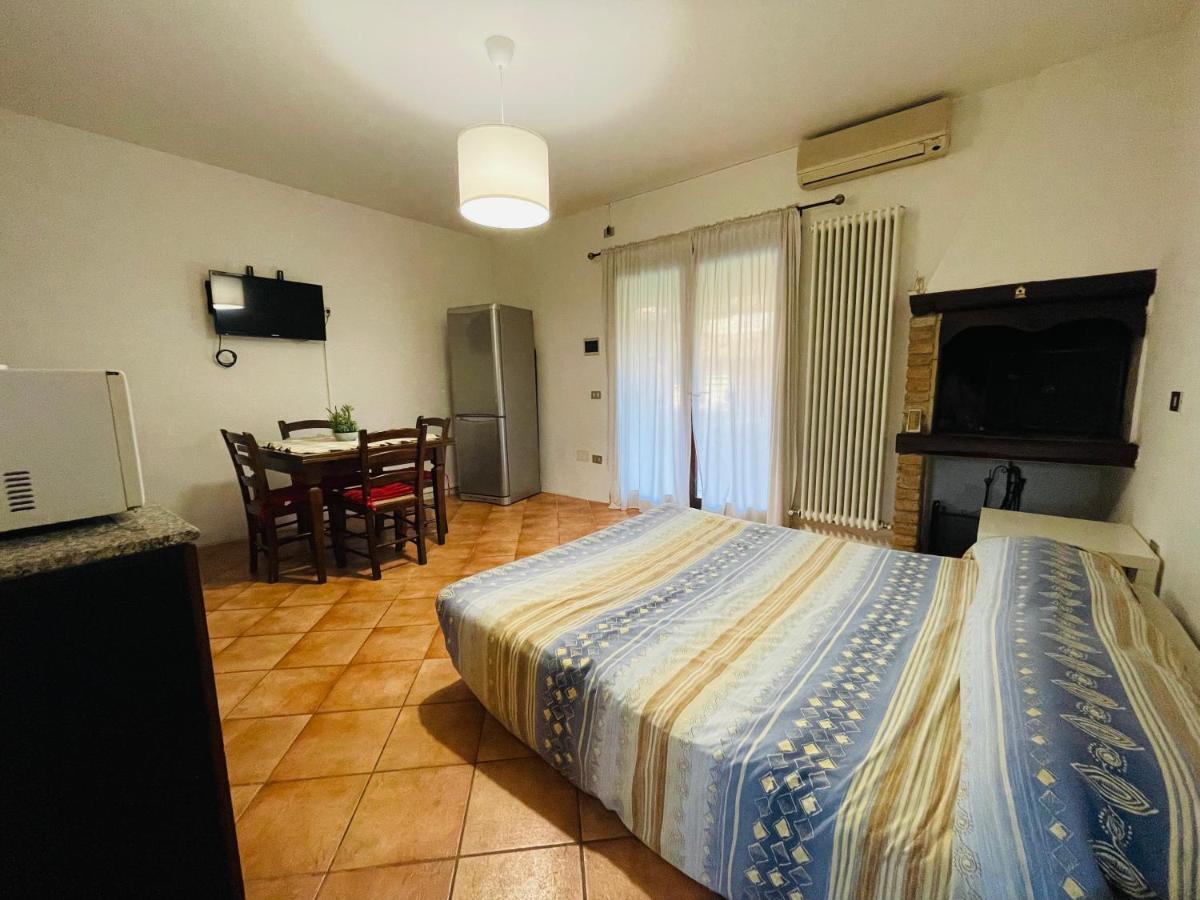 Borgo Del Nibbio Apartment Porto Levante Ngoại thất bức ảnh