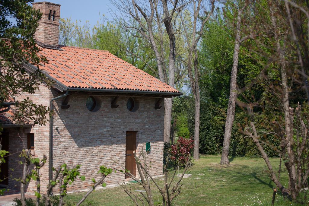 Borgo Del Nibbio Apartment Porto Levante Ngoại thất bức ảnh